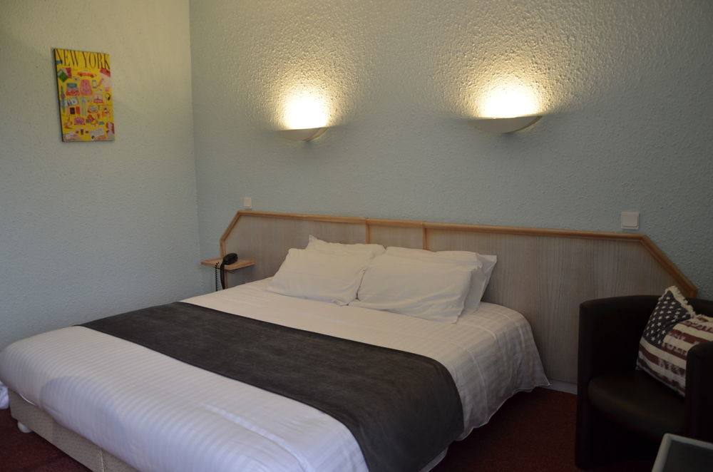 Logis Hotel Noemys Brive - Restaurant Le Teinchurier Exteriér fotografie