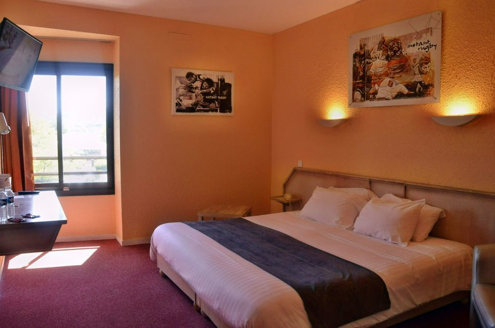 Logis Hotel Noemys Brive - Restaurant Le Teinchurier Exteriér fotografie