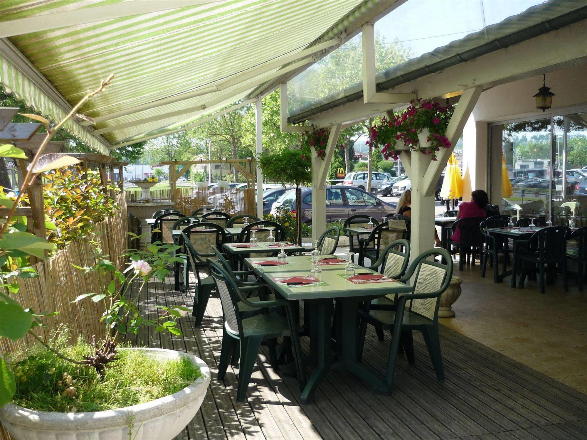 Logis Hotel Noemys Brive - Restaurant Le Teinchurier Exteriér fotografie